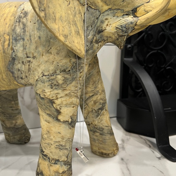 Sterling silver Tiffany & Co. Clinique lipstick pendant plus the 18 “ chain . - Picture 9 of 10